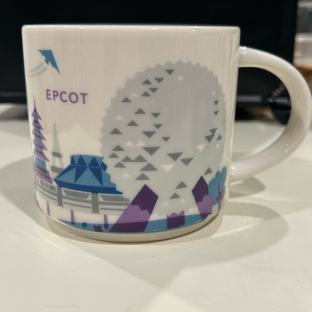 Starbucks EPCOT White and Purple Mug EUC